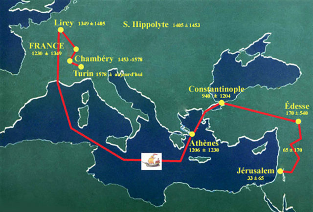 Avant qu'il arrive à Turin, l'histoire du linceul est mouvementée ! 